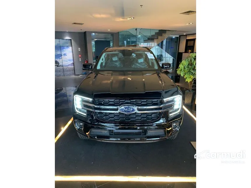 Jual Mobil Ford Everest 2024 Titanium 2.0 di Riau Automatic SUV Hitam Rp 827.000.000