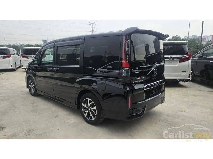 2021 Honda Step WGN Spada MPV