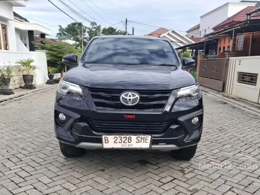 Jual Mobil Toyota Fortuner 2019 TRD 2.7 di Kalimantan Selatan Automatic SUV Hitam Rp 415.000.000