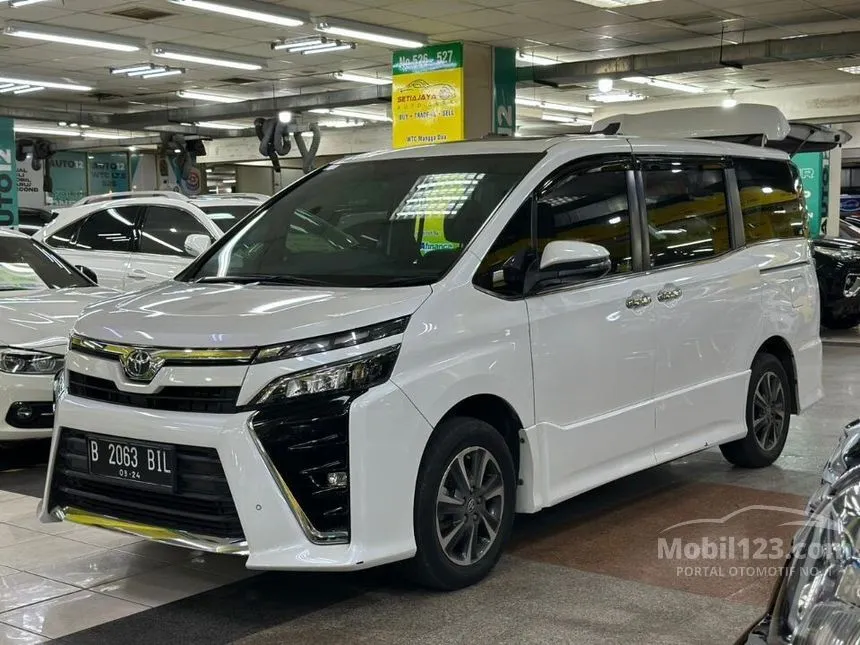 Jual Mobil Toyota Voxy 2019 2.0 di DKI Jakarta Automatic Wagon Putih Rp 370.000.000