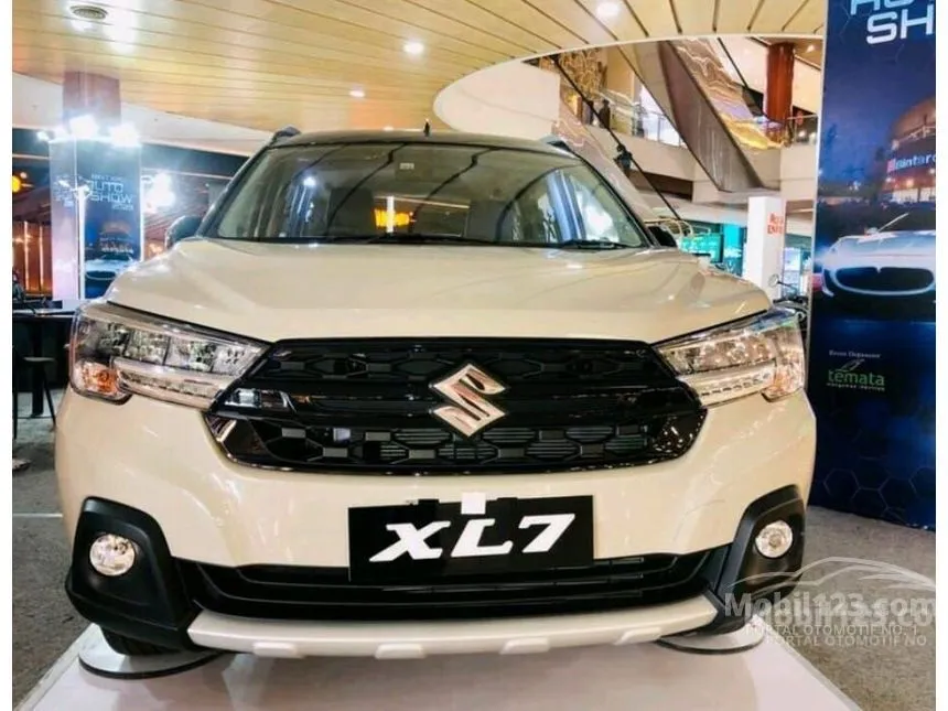 Jual Mobil Suzuki XL7 2024 ALPHA Hybrid 1.5 di Jawa Barat Automatic Wagon Lainnya Rp 245.000.000