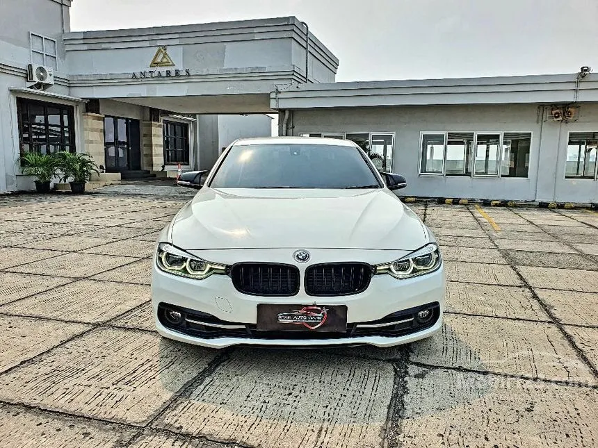 2017 BMW 320i Sport Sedan