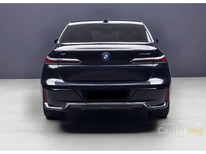 2023 BMW i7 xDrive60 M Sport Sedan