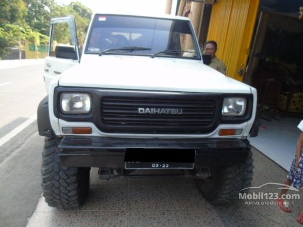 Daihatsu Mobil bekas dijual di Kediri Jawa-timur 