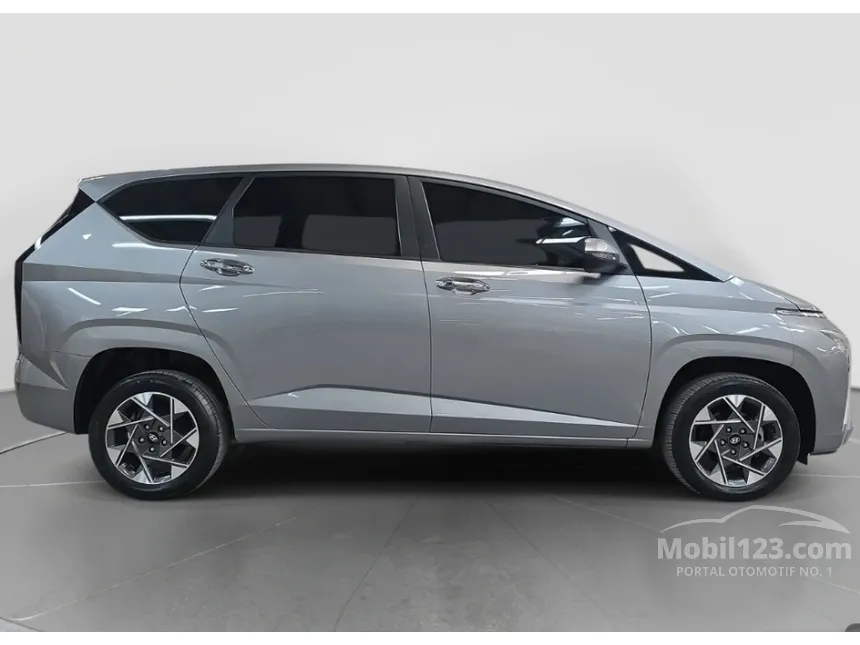 2023 Hyundai Stargazer Prime MPV