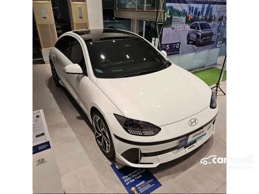 2024 Hyundai IONIQ 6 Signature Long Range Sedan