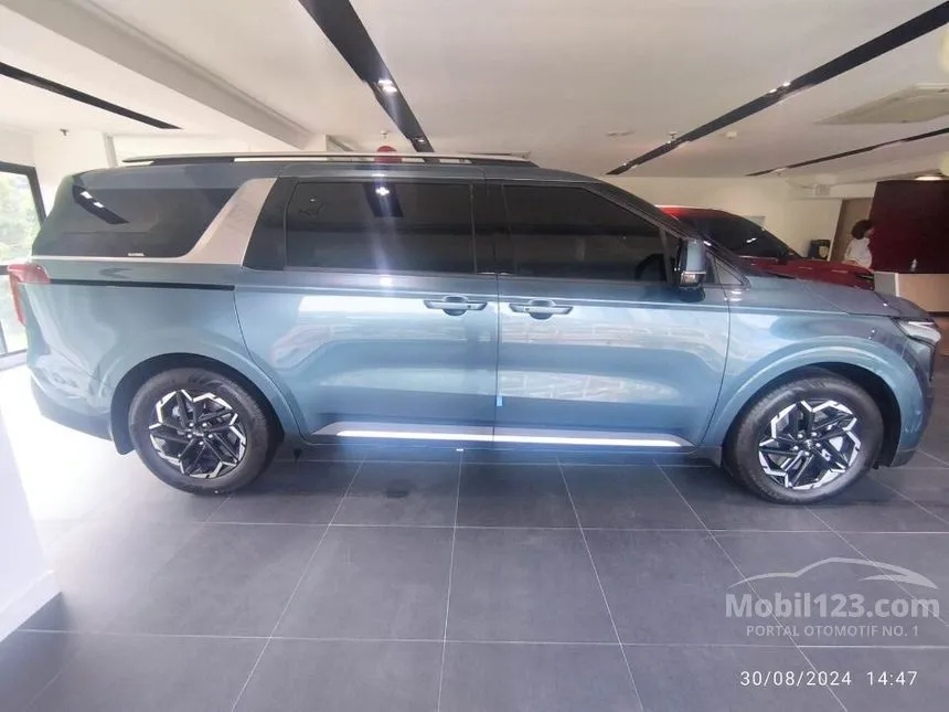 Jual Mobil KIA Carnival 2024 Dynamic CRDi 2.2 di DKI Jakarta Automatic MPV Biru Rp 940.000.000