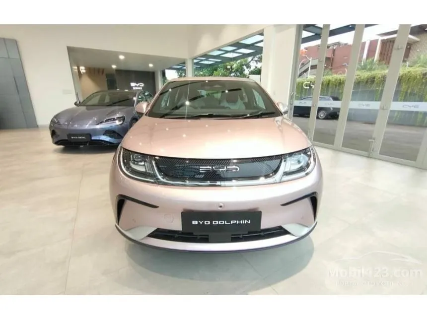 Jual Mobil BYD Dolphin 2025 Dynamic Standard Range di Banten Automatic Hatchback Lainnya Rp 365.000.000