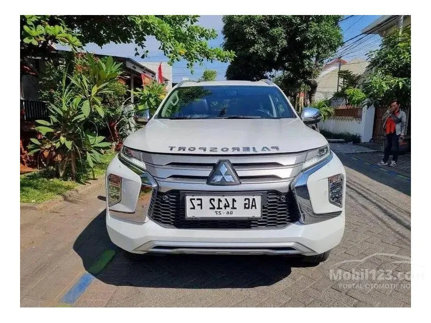 Jual Mobil Mitsubishi Pajero Sport 2021 Dakar 2.4 di Jawa Timur Automatic SUV Putih Rp 515.000.000