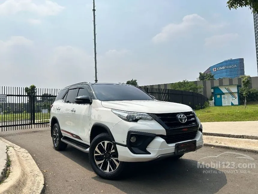 Jual Mobil Toyota Fortuner 2017 VRZ 2.4 di DKI Jakarta Automatic SUV Putih Rp 394.000.000