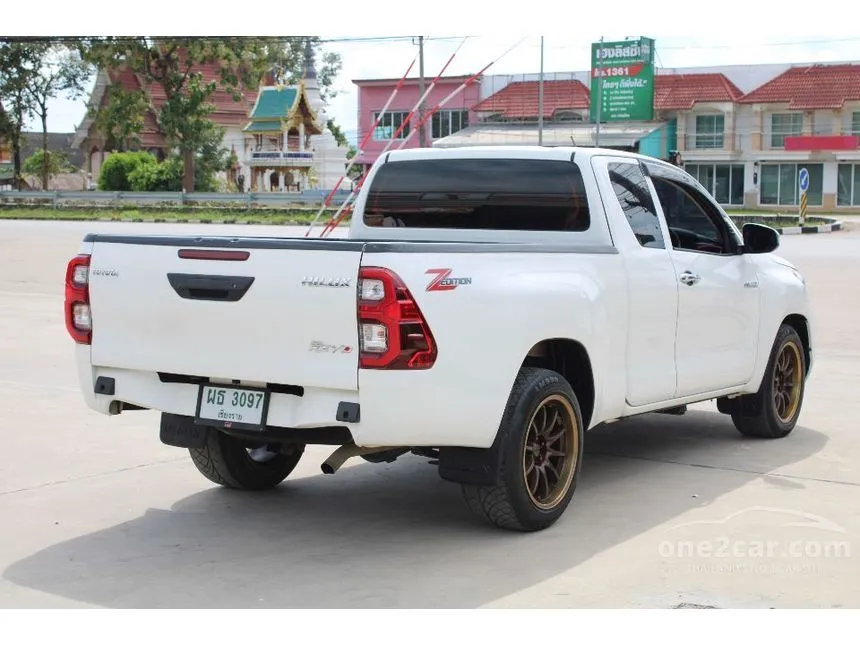 2022 Toyota HILUX REVO Z Edition Mid Smart Cab Pickup