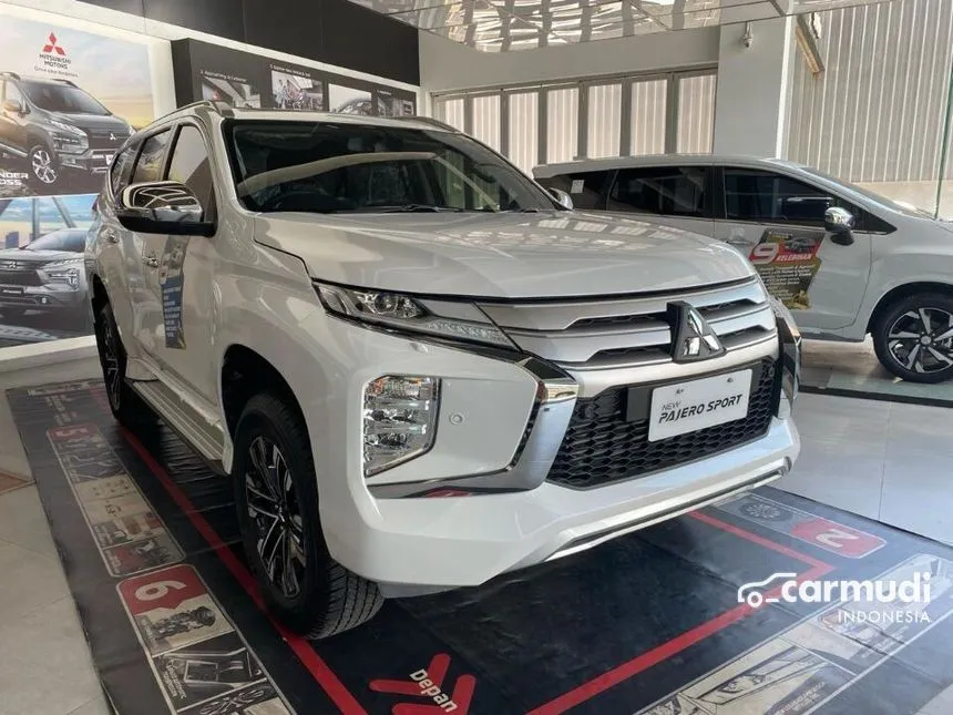Jual Mobil Mitsubishi Pajero Sport 2024 Dakar 2.4 di Jawa Timur Automatic SUV Putih Rp 603.500.000