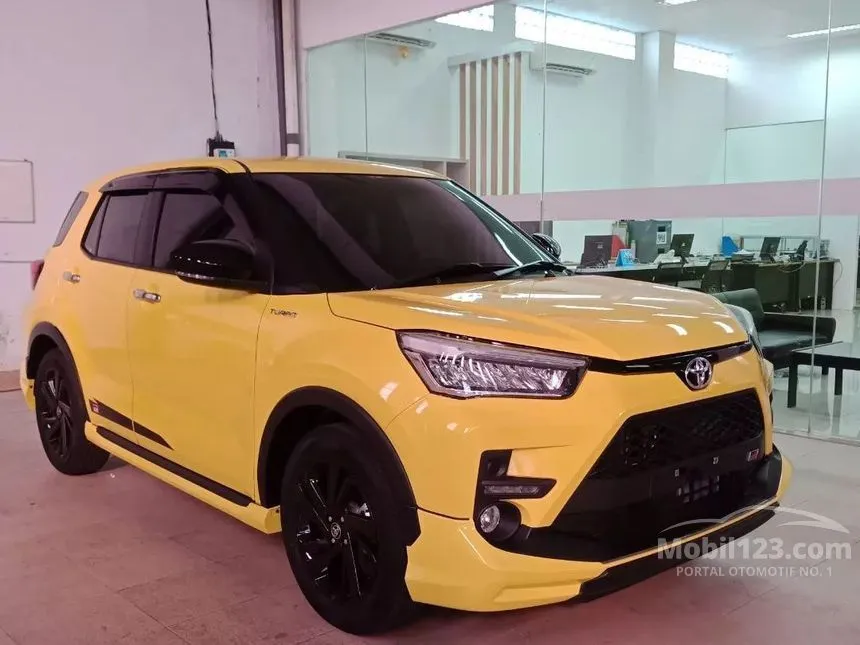 Jual Mobil Toyota Raize 2024 GR Sport 1.0 di DKI Jakarta Automatic Wagon Kuning Rp 233.300.000