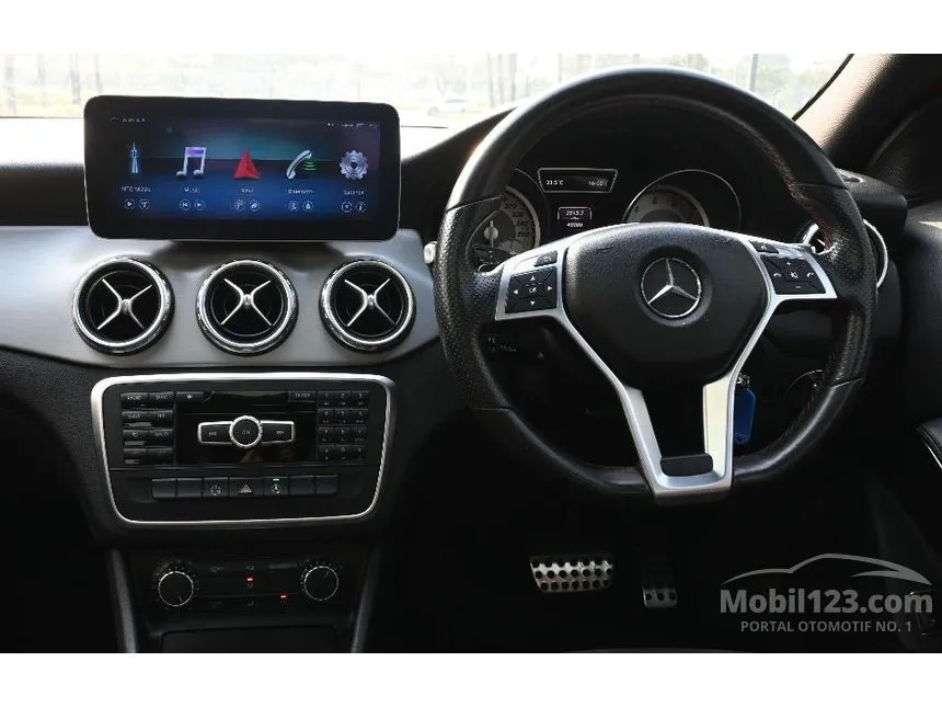 2015 Mercedes-Benz GLA200 AMG SUV