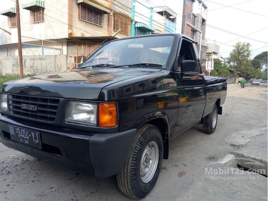 Jual Mobil Isuzu Pickup 2004 Flat Deck 2.5 di Sumatera 