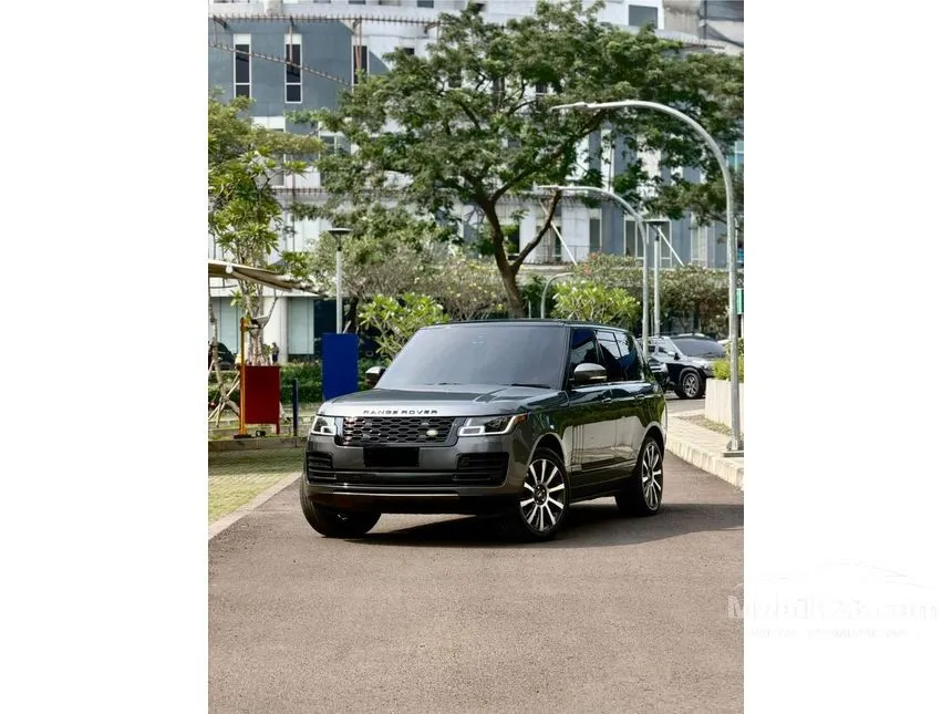 2014 Land Rover Range Rover Vogue SUV