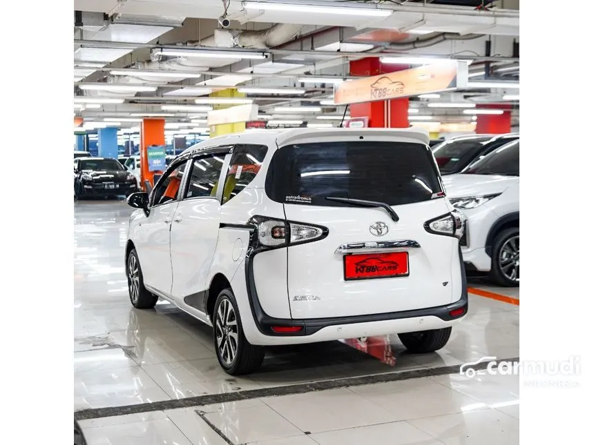 2020 Toyota Sienta V MPV