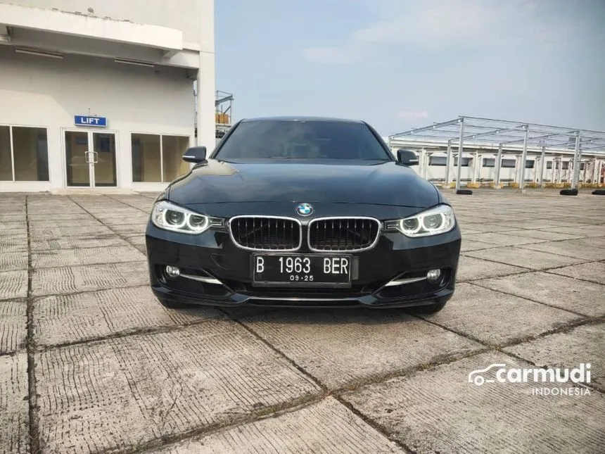 2014 BMW 320i Sport Sedan