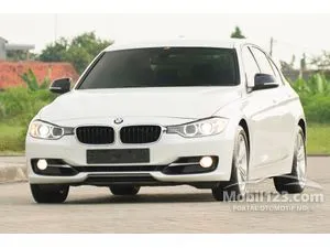 2015 BMW 320i 2.0 Sport Sedan