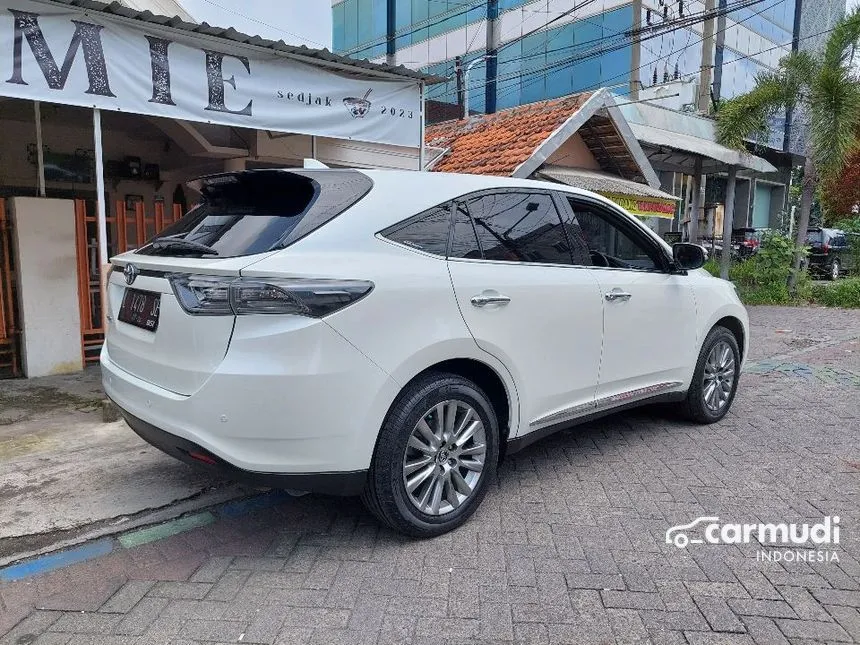 2014 Toyota Harrier SUV