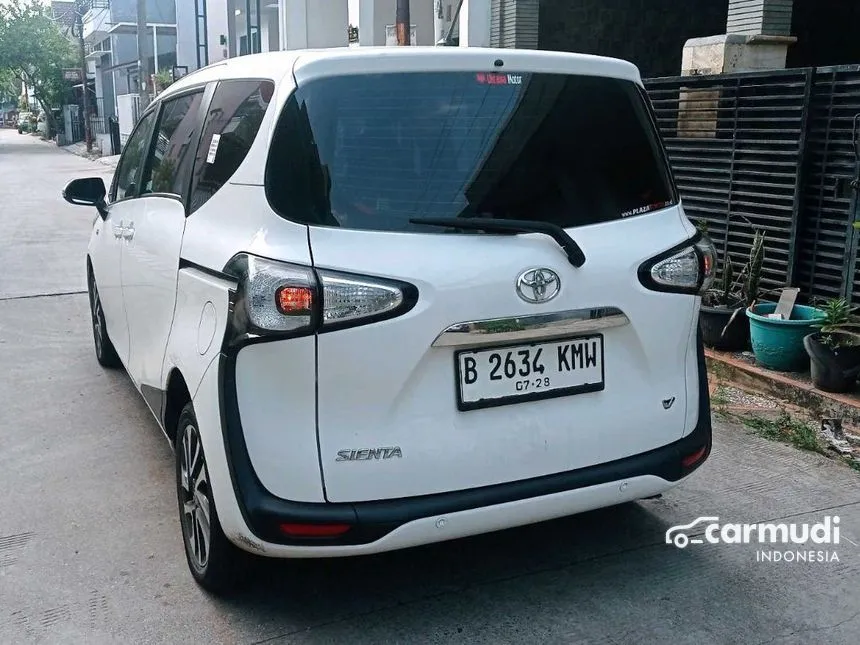 2019 Toyota Sienta V MPV