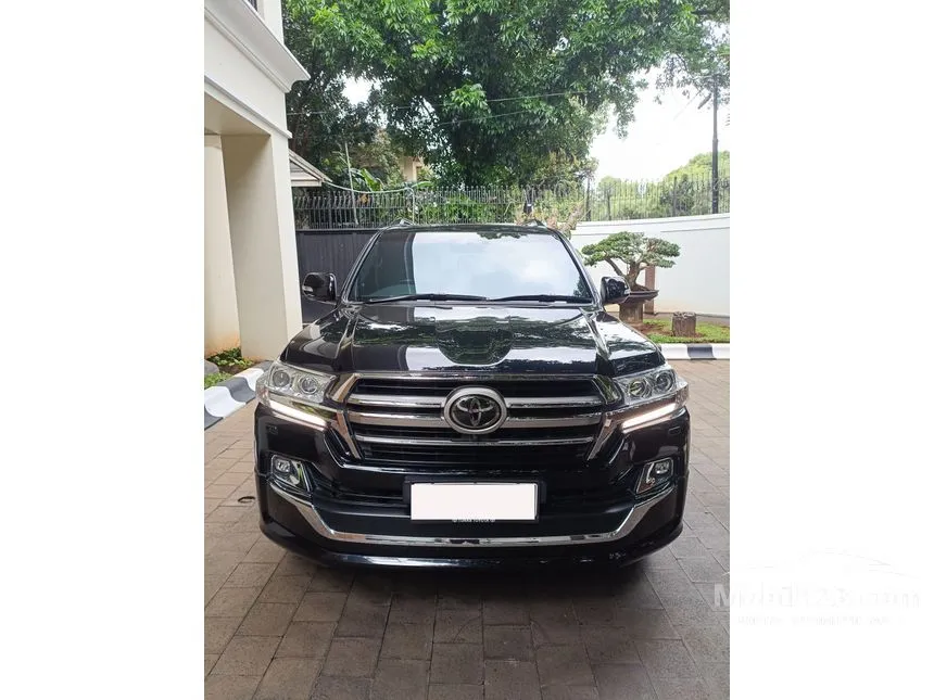 Jual Mobil Toyota Land Cruiser 2020 200 VX