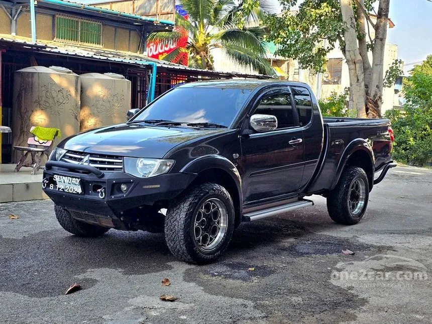 2011 Mitsubishi Triton GLX Pickup