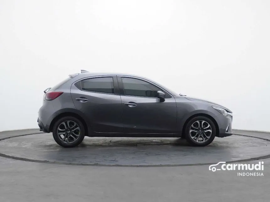 2018 Mazda 2 R Hatchback