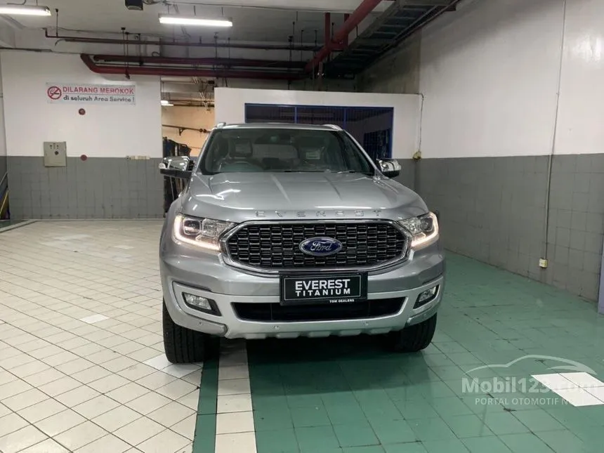 Jual Mobil Ford Everest 2022 Titanium 2.0 di Jawa Timur Automatic SUV Silver Rp 770.000.000