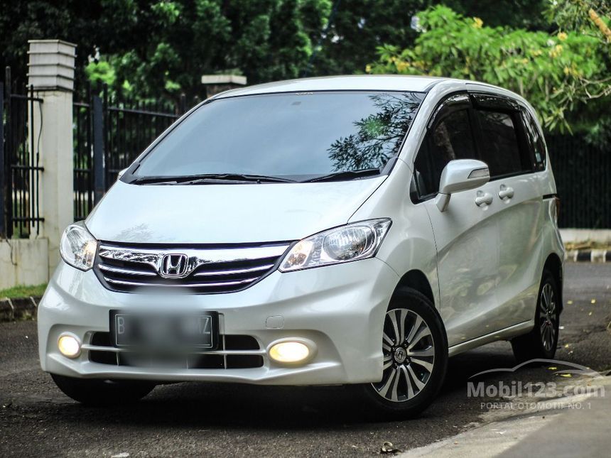 Jual Mobil  Honda Freed  2021  E 1 5 di Banten Automatic MPV 