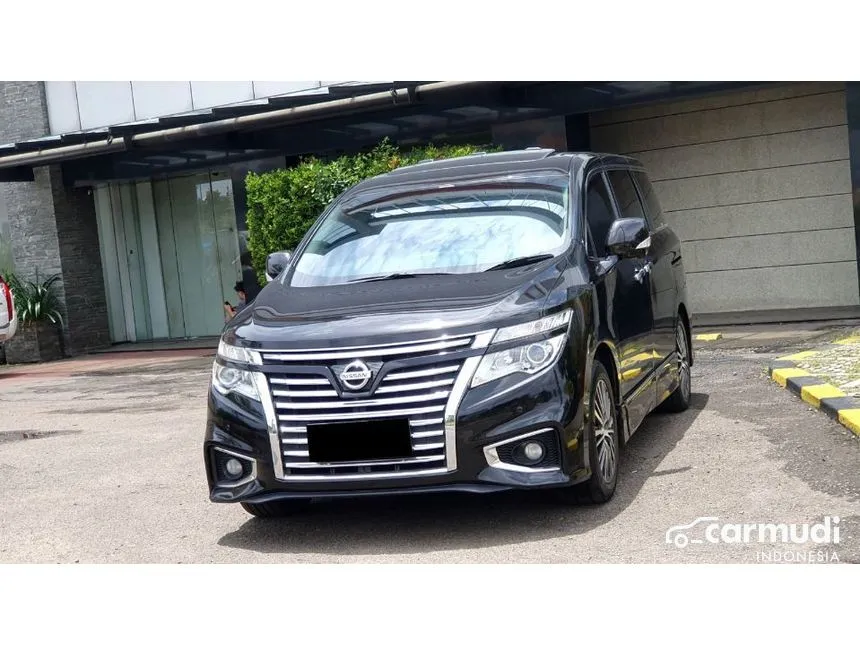 2014 Nissan Elgrand Highway Star MPV