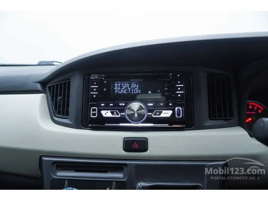 2018 Daihatsu Sigra X MPV
