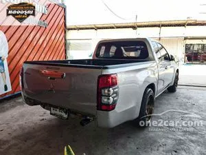 2020 Mitsubishi TRITON 2.5 GLX Mega Cab Pickup