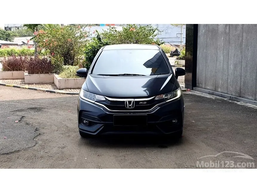 Jual Mobil Honda Jazz 2019 RS 1.5 di Jawa Barat Automatic Hatchback Hitam Rp 220.000.000