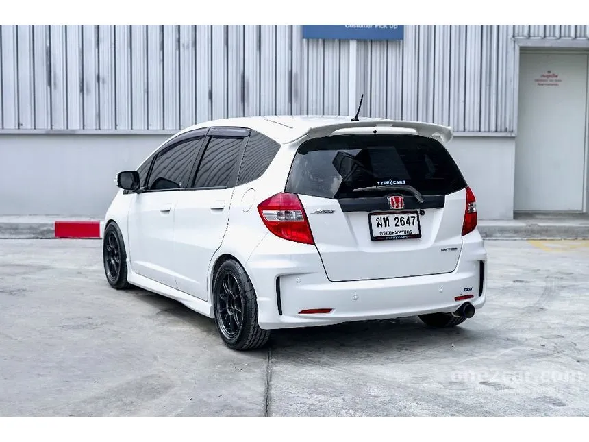 2012 Honda JAZZ SV Hatchback