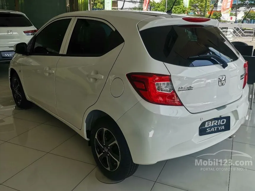 Jual Mobil Honda Brio 2024 E Satya 1.2 di DKI Jakarta Automatic Hatchback Putih Rp 183.000.000