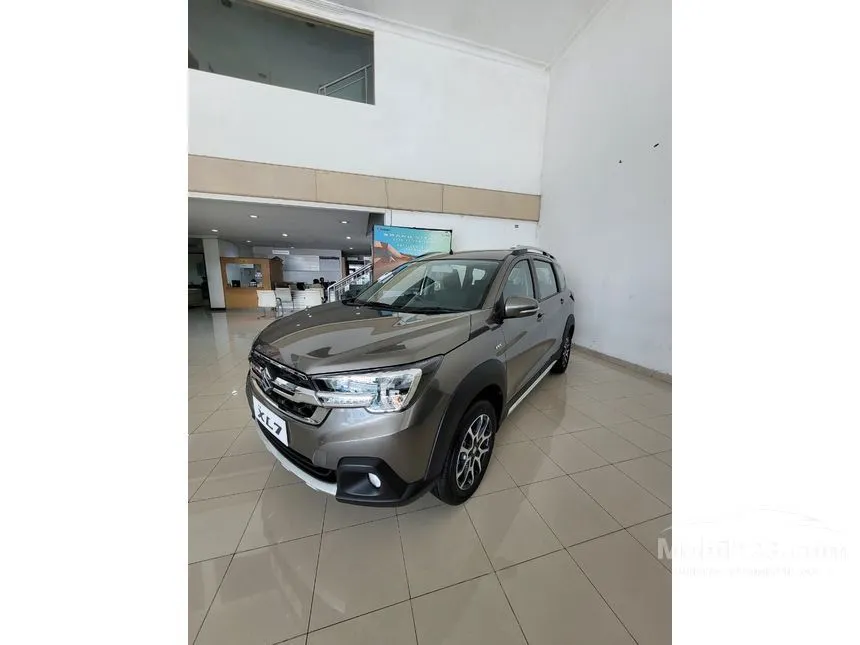 Jual Mobil Suzuki XL7 2024 ZETA 1.5 di Jawa Barat Automatic Wagon Lainnya Rp 216.066.109
