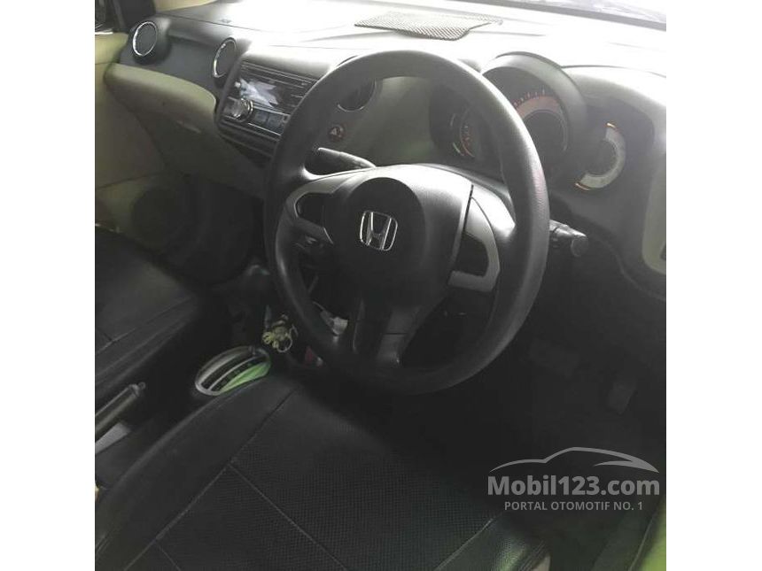 2013 Honda Brio E Hatchback