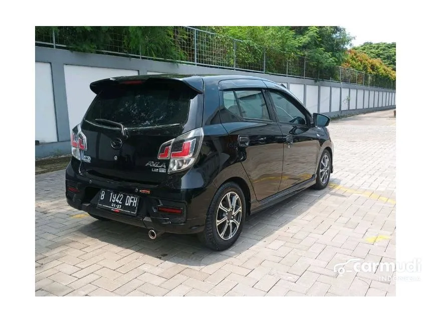 2021 Daihatsu Ayla R Deluxe Hatchback