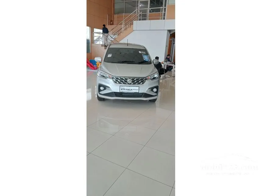 Jual Mobil Suzuki Ertiga 2024 Hybrid GX 1.5 di Banten Automatic MPV Silver Rp 160.000.000