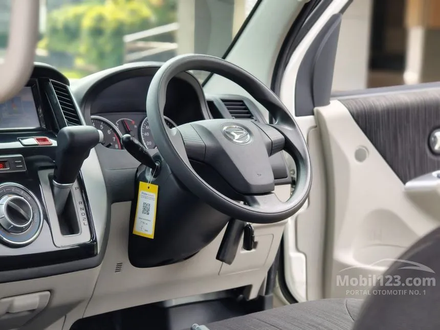 2019 Daihatsu Luxio X MPV