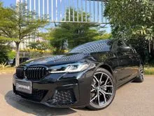 2023 BMW 520i 2.0 M Sport Sedan LCi Pro i7 Km.10rb 520 i Black On Black TDP100JT