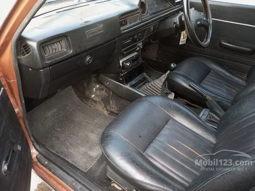 1980 Toyota Corona 1.8 Manual Sedan