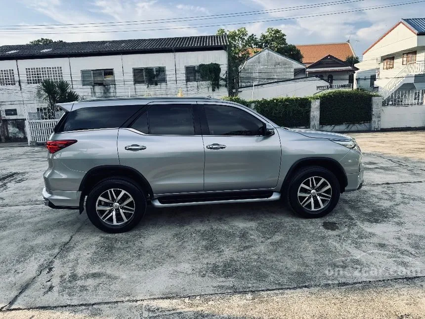 2017 Toyota FORTUNER V SUV