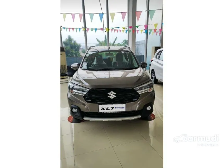 Jual Mobil Suzuki XL7 2024 BETA Hybrid 1.5 di Jawa Barat Automatic Wagon Abu