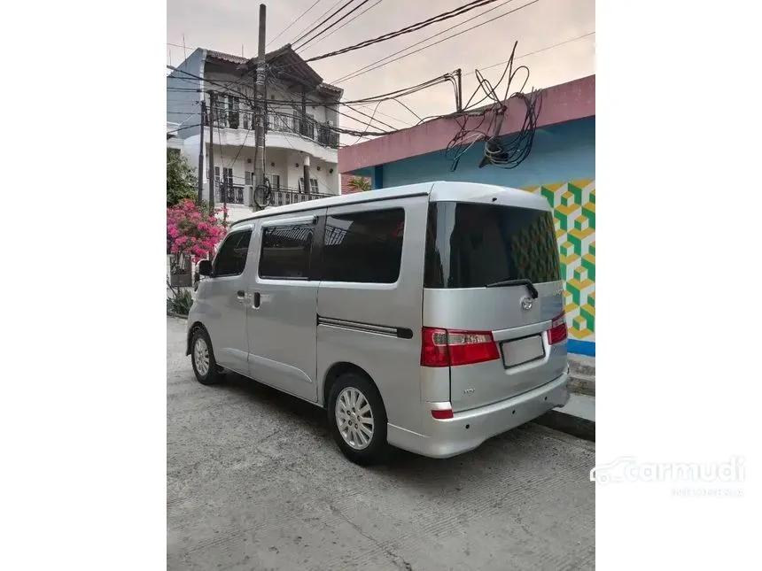 2013 Daihatsu Luxio M Wagon