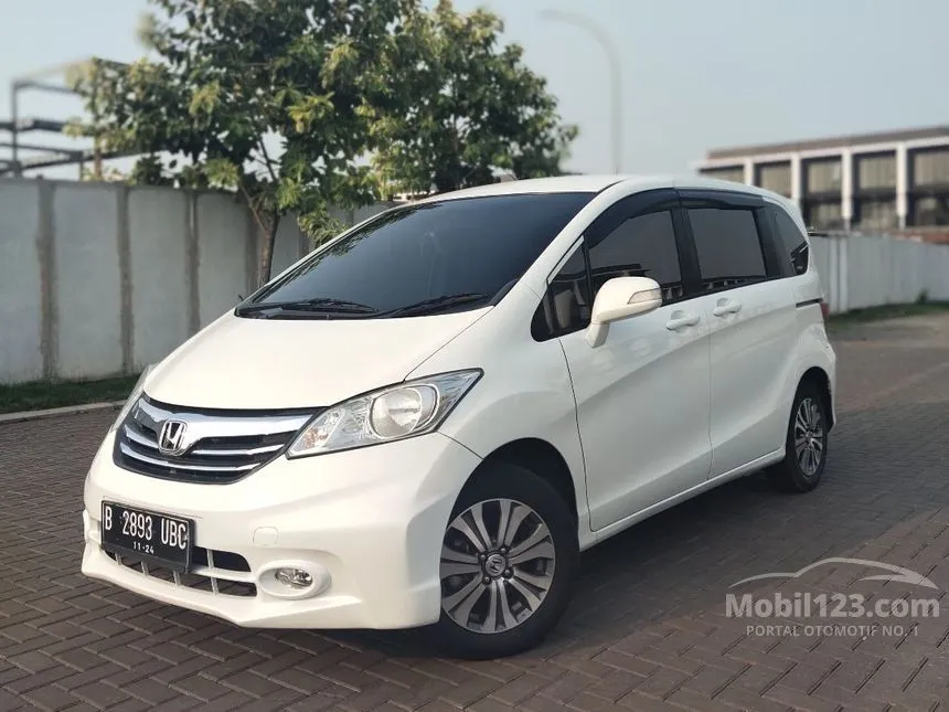 Jual Mobil Honda Freed 2014 E 1.5 di DKI Jakarta Automatic MPV Putih Rp 158.000.000