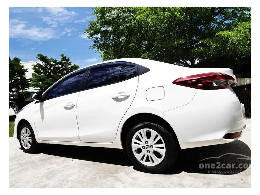 2019 Toyota Yaris Ativ E Sedan
