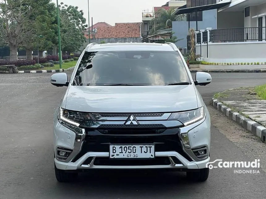 2019 Mitsubishi Outlander PHEV SUV