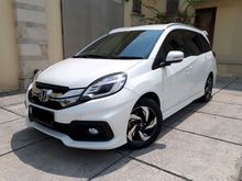 Honda Mobilio RS 1.5 AT 2015 Tgn 1 dr Baru Pakaian Pribadi